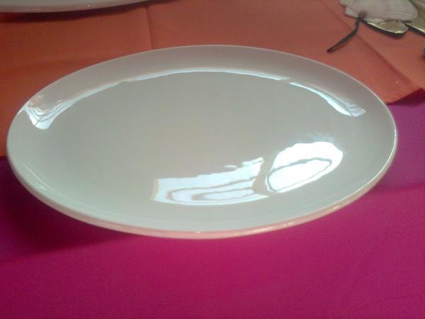 platter--oval-porcelain